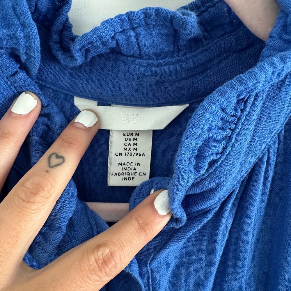 H&M Royal Blue Ruffle Sleeve Button-Down Top in Soft Muslin Cotton - Picture 2 of 3